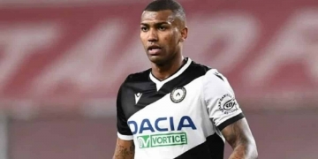 ‘Falta pouco’: Walace expõe acerto com o Flamengo em conversa com Marinho nas redes sociais