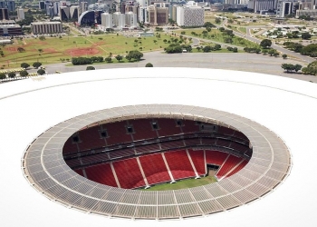 Casa cheia! Torcida do Flamengo já esgotou quase 60 mil ingressos para jogo contra o Juventude no Mané Garrincha