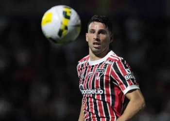 Calleri no Flamengo? Torcida pede a contratação de artilheiro do São Paulo como ‘reserva de luxo’ de Pedro e Gabi