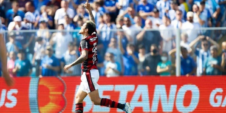 ‘9 do hexa’: torcida do Flamengo fica eufórica com atuação de Pedro e crava vaga na Copa do Mundo pela Seleção Brasileira