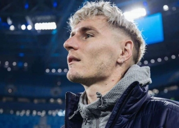 Flamengo acerta a contratação de Guillermo Varela; lateral desembarca no Rio nesta quarta-feira (27)