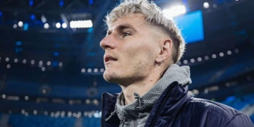 Flamengo acerta a contratação de Guillermo Varela; lateral desembarca no Rio nesta quarta-feira (27)