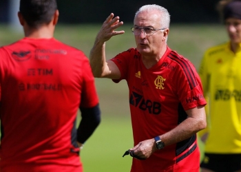 Negócio fechado! Flamengo vende volante para equipe de São Paulo