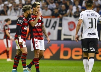 Comentarista corintiano ‘sonha’ com virada no Maracanã e ataca o Flamengo: ‘Um produto da Globo, quase um Domingão do Faustão’