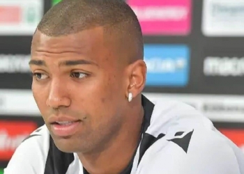 Flamengo dá a sua cartada final para a compra de Walace junto à Udinese (ITA); volante chega ao Brasil nesta quinta-feira