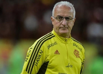 Torcida do Flamengo fica na bronca e detona titular de Dorival Júnior: ‘inseguro demais’