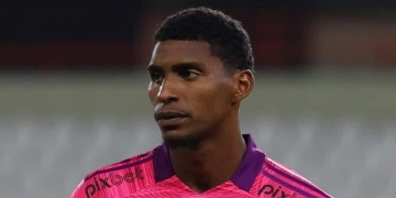 Fim das conversas: Flamengo bate o martelo e decide se libera goleiro Hugo Souza ao Estoril, de Portugal