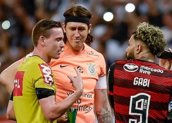 Vidente prevê quem conseguirá a classificação entre Flamengo e Corinthians nas quartas de final da Libertadores