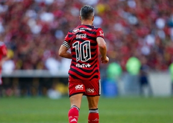 Torcedores do Flamengo ficam na bronca com atuação de Diego Ribas e cobram saída: ‘Não dá mais’