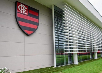Flamengo fecha a contratação de jovem meia-atacante considerado uma promessa para o futebol brasileiro