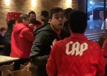 Torcedores obrigados a ficarem descalços, famílias expulsas de restaurante e jornalista ameaçado: Flamengo emite nota de repúdio sobre eventos no duelo contra o Athletico-PR
