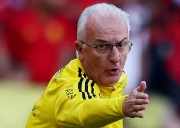 Sem espaço com Dorival Júnior, lateral-esquerdo do Flamengo entra na mira de clube português