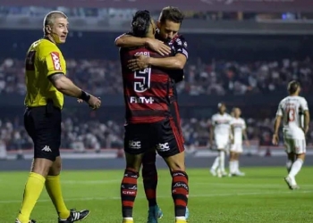 CBF divulga áudios do VAR em lance polêmico com suposta mão de Arrascaeta durante São Paulo x Flamengo