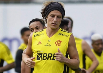 Dorival Júnior descobre se pode contar com David Luiz nas semifinais da Libertadores; zagueiro foi diagnosticado com hepatite viral
