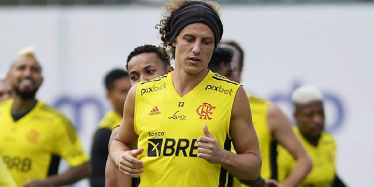 Dorival Júnior descobre se pode contar com David Luiz nas semifinais da Libertadores; zagueiro foi diagnosticado com hepatite viral
