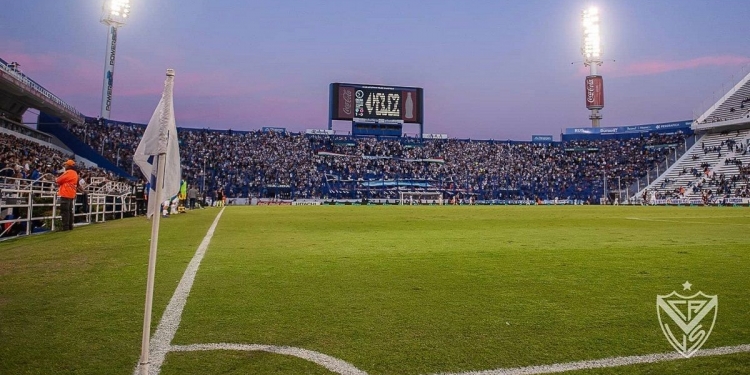 Adversário do Flamengo na Libertadores, Vélez Sarsfield sofre dura derrota extracampo às vésperas da semifinal