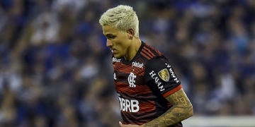 Leeds, da Inglaterra, estuda proposta por Pedro; oferta pode chegar à Gávea ainda hoje