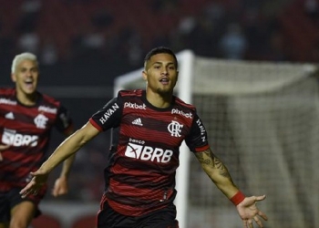 Empresários de João Gomes estariam exigindo salário de R$ 300 mil para renovar com o Flamengo