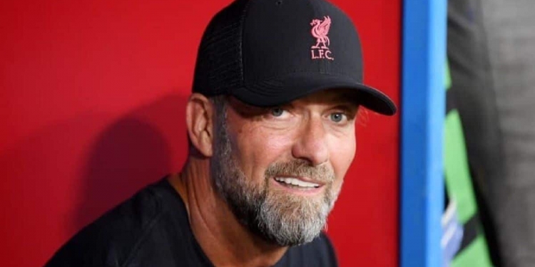 A pedido de Jürgen Klopp, Liverpool estaria preparando oferta para a compra de titular absoluto do Flamengo
