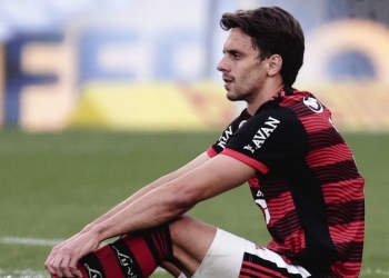 Flamengo frustra expectativa da torcida do Flamengo e adia retorno de Rodrigo Caio; novo prazo é divulgado