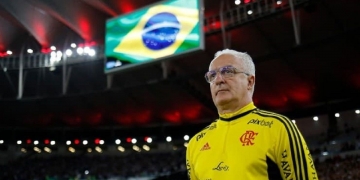 Dorival Júnior estaria na mira da CBF para substituir Tite na Seleção Brasileira e situação cria problema ao Flamengo