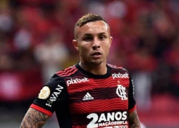 Por Everton Cebolinha, Flamengo pode desembolsar mais R$ 5,1 milhões ao Benfica pelo cumprimento de meta contratual