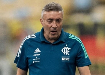 ‘Maior acerto nos últimos anos’: torcida do Flamengo comemora venda de pupilo de Domènec Torrent após situação vir à tona