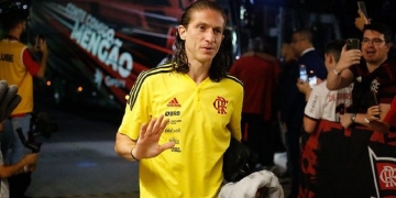 Filipe Luís entrega futuro para a temporada de 2023; contrato com o Flamengo chega ao fim em dezembro