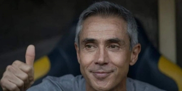 Paulo Sousa manda recado ao Flamengo após conquista da Copa do Brasil e fala sobre Libertadores