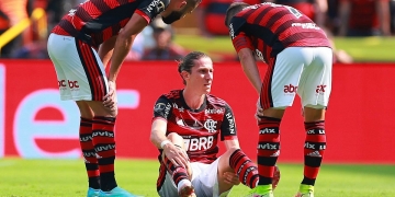 Após tri da Libertadores, Filipe Luís abre o jogo e fala sobre o futuro no Flamengo: ‘Não depende de mim’