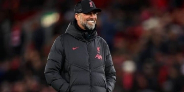 Liverpool prepara bolada multimilionária para comprar titular do Flamengo na janela de 2023