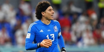 Destaque do México na Copa do Mundo, goleiro Ochoa teve negociações com o Flamengo vazadas